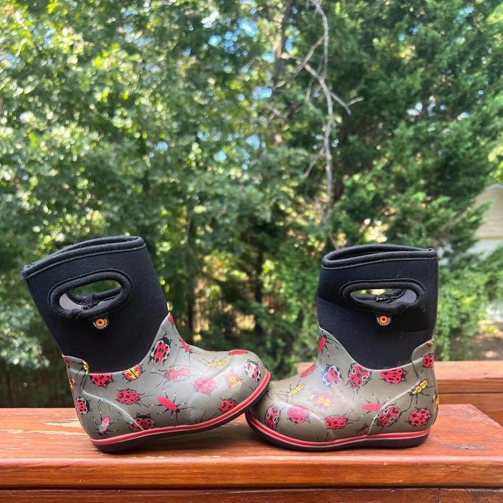 Bogs Toddler 6 Classic Bugs Grey Black Waterproof Insulated Rain Snow Boots